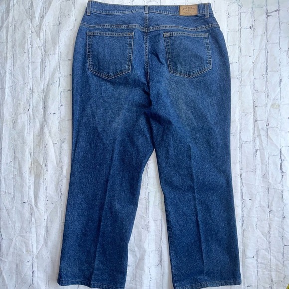 NWOT Women’s 18W Izod Stonewashed Stretch Bootcut Denim Jeans - Picture 4 of 9